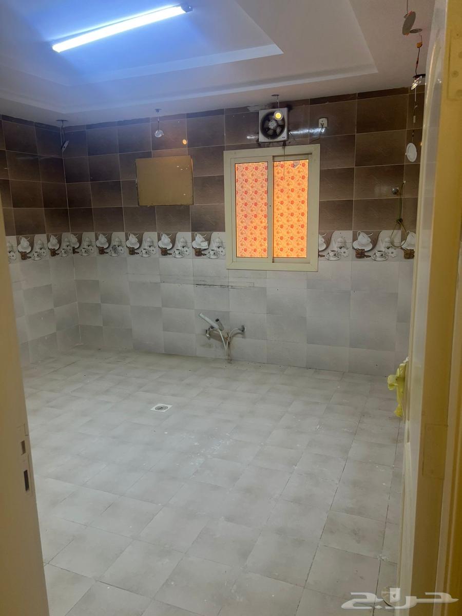 شقة 5 غرف في الصالحية 4