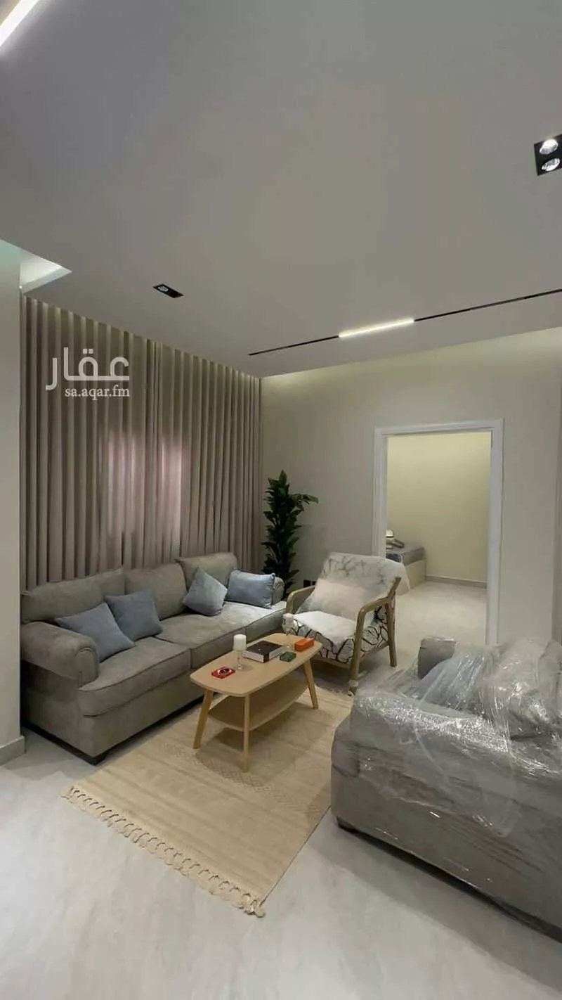 4 bedroom floor in Al Qairawan 7