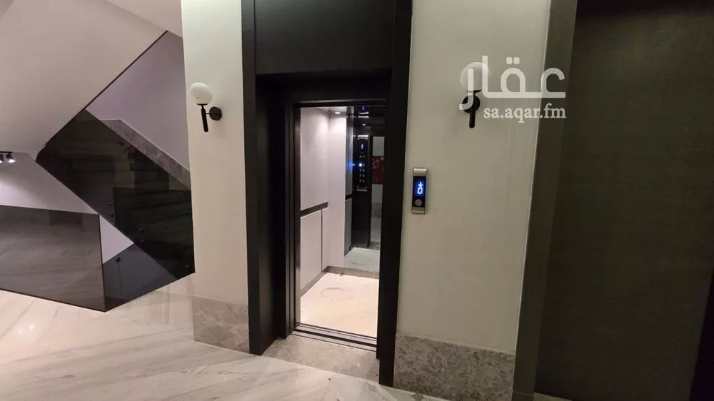 3 bedroom apartment in Al Khaleej 7