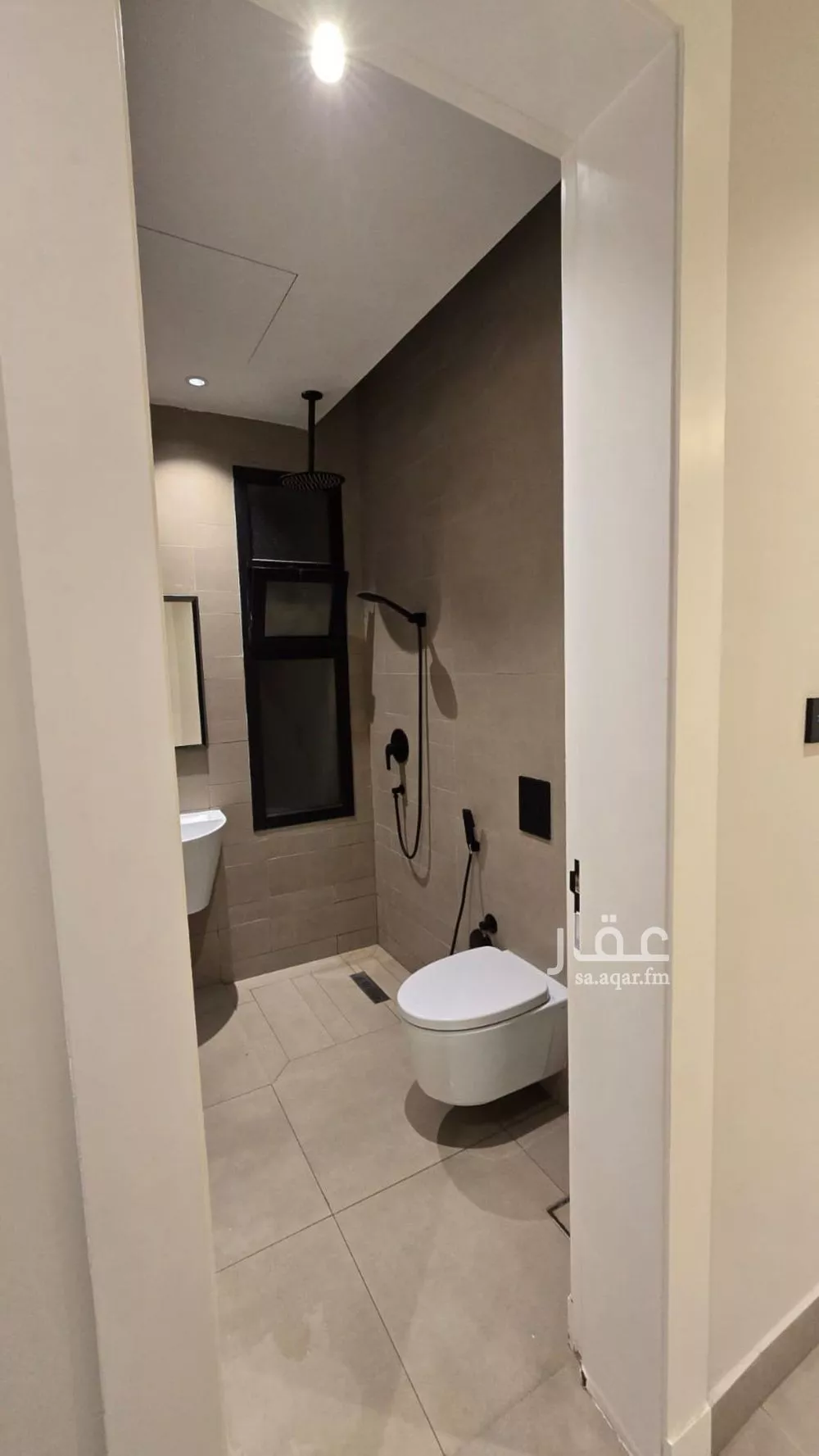 3 bedroom apartment in Al Khaleej 9