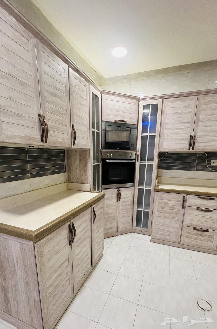 شقة 6 غرف في الشعلة 5