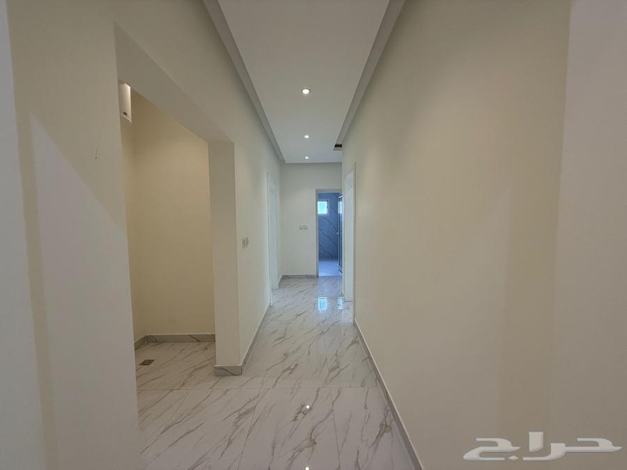 شقة 3 غرف في الشاطئ الشرقي 4