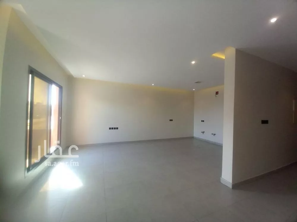 2 bedroom apartment in Dhahrat Laban 4