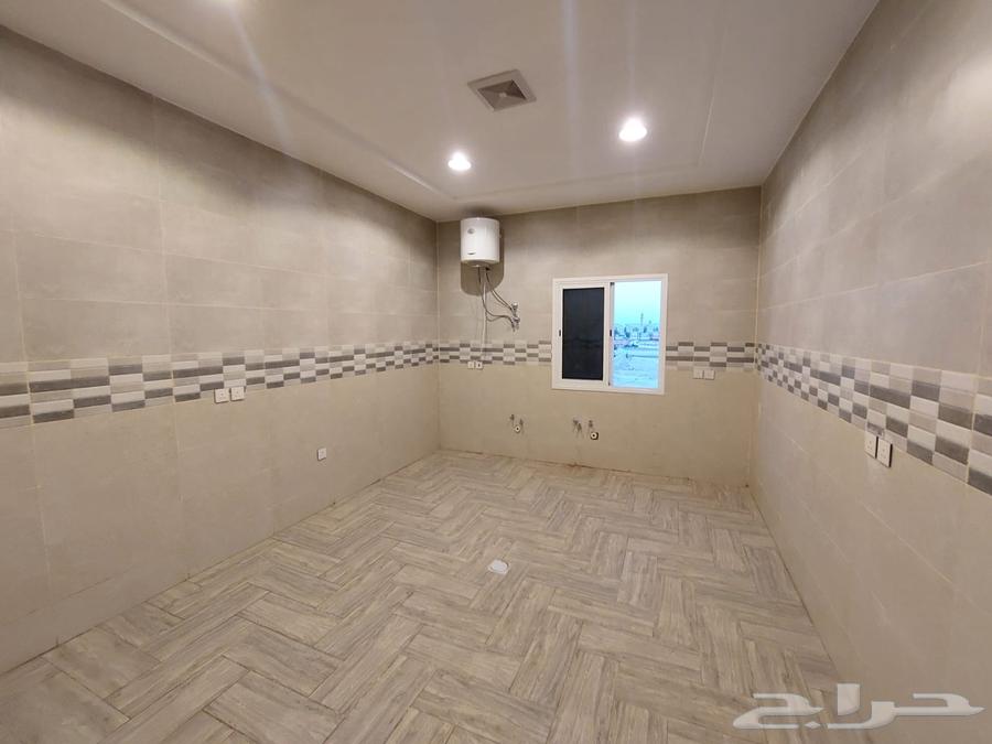 شقة 5 غرف في النور 2