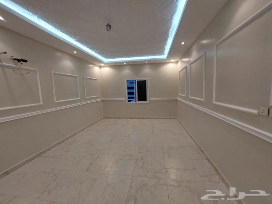 شقة 5 غرف في النور 5