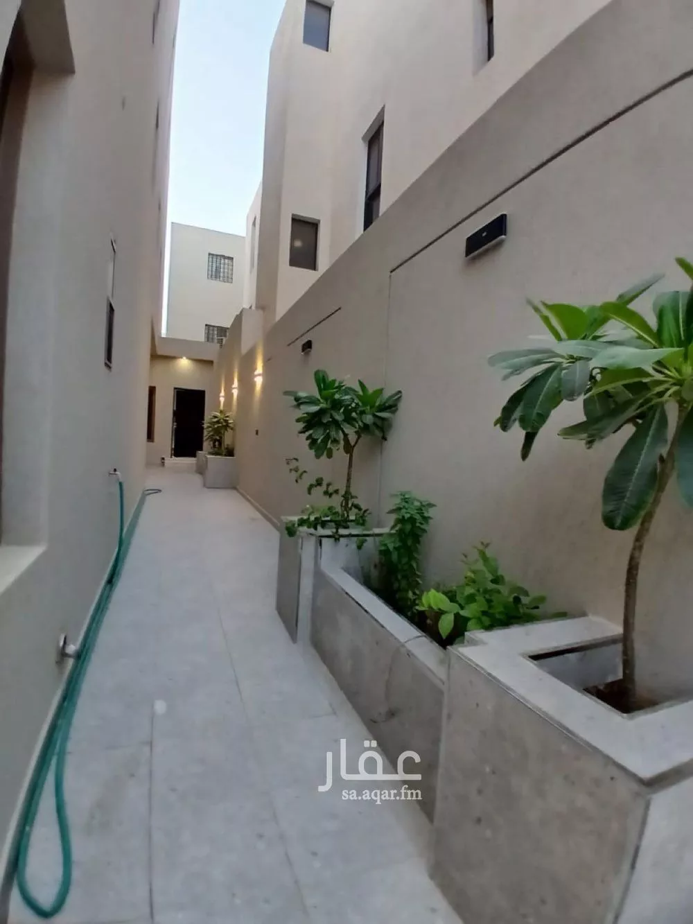 فيلا 3 غرف في الرمال 2