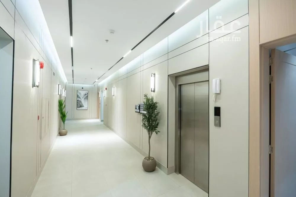 شقة 2 غرف في العارض 4