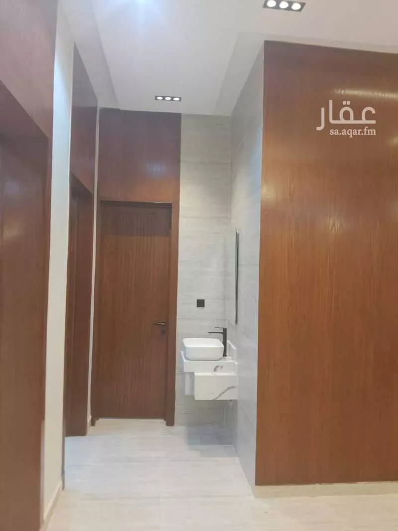 فيلا 5 غرف في طويق 5