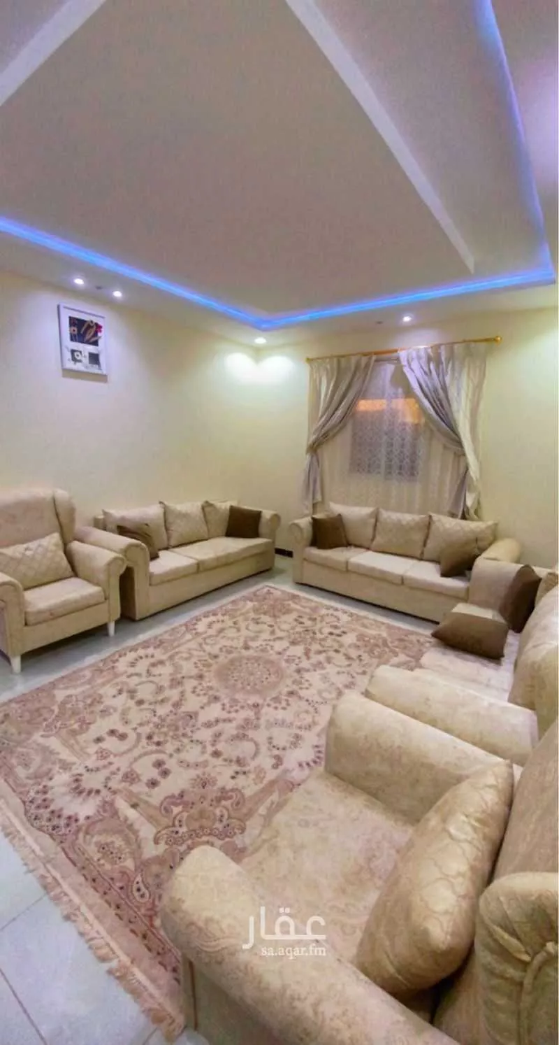 6 bedroom apartment in Al Janadriyah 11