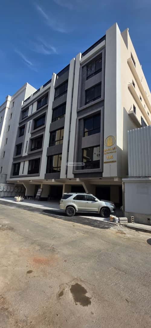 شقة 4 غرف في الروضة 1