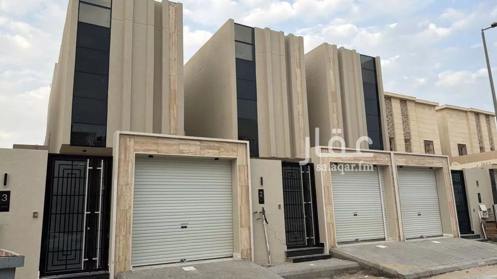 فيلا 7 غرف في العقيق 1