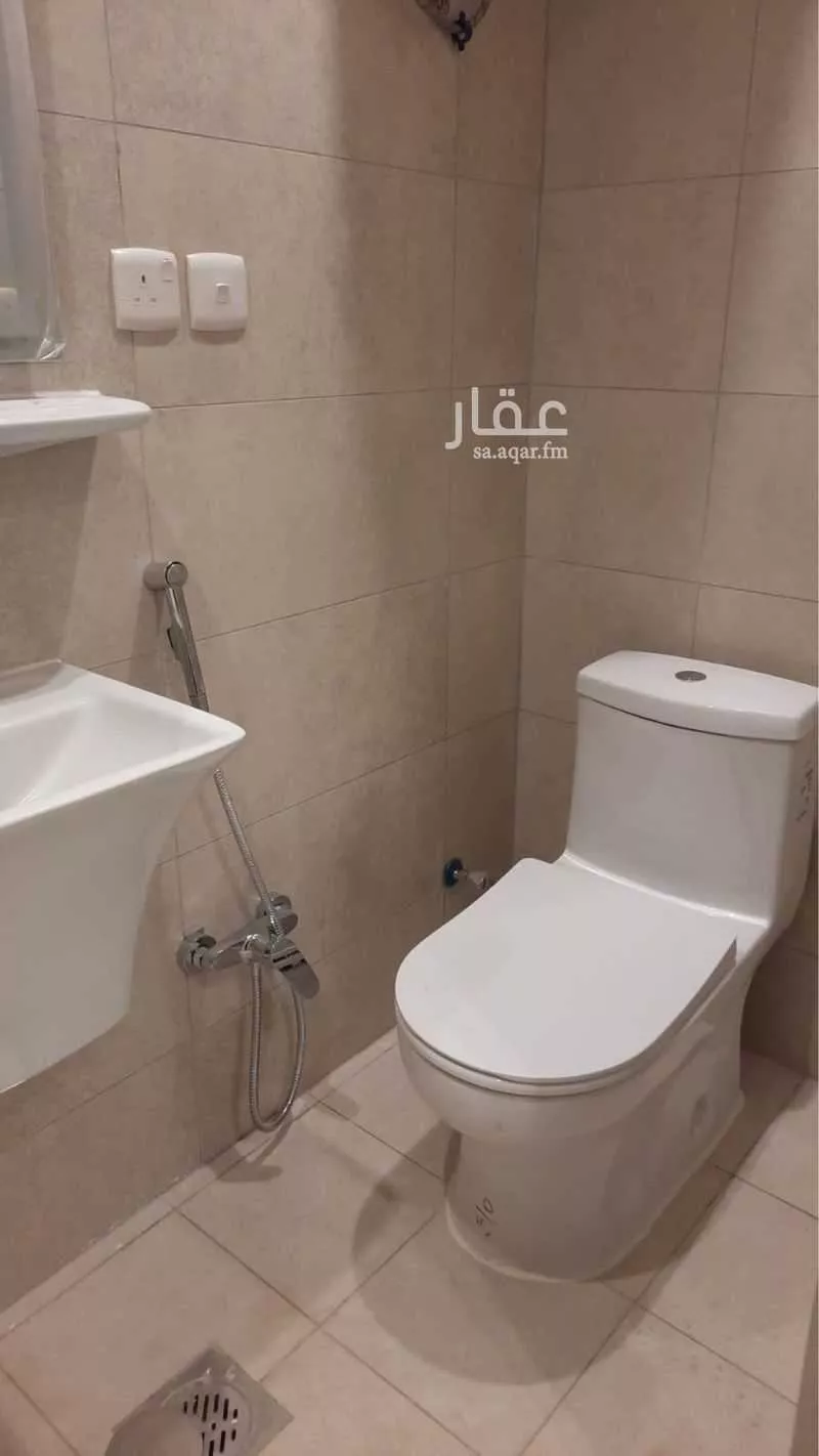 شقة 1 غرف في الروضة 3