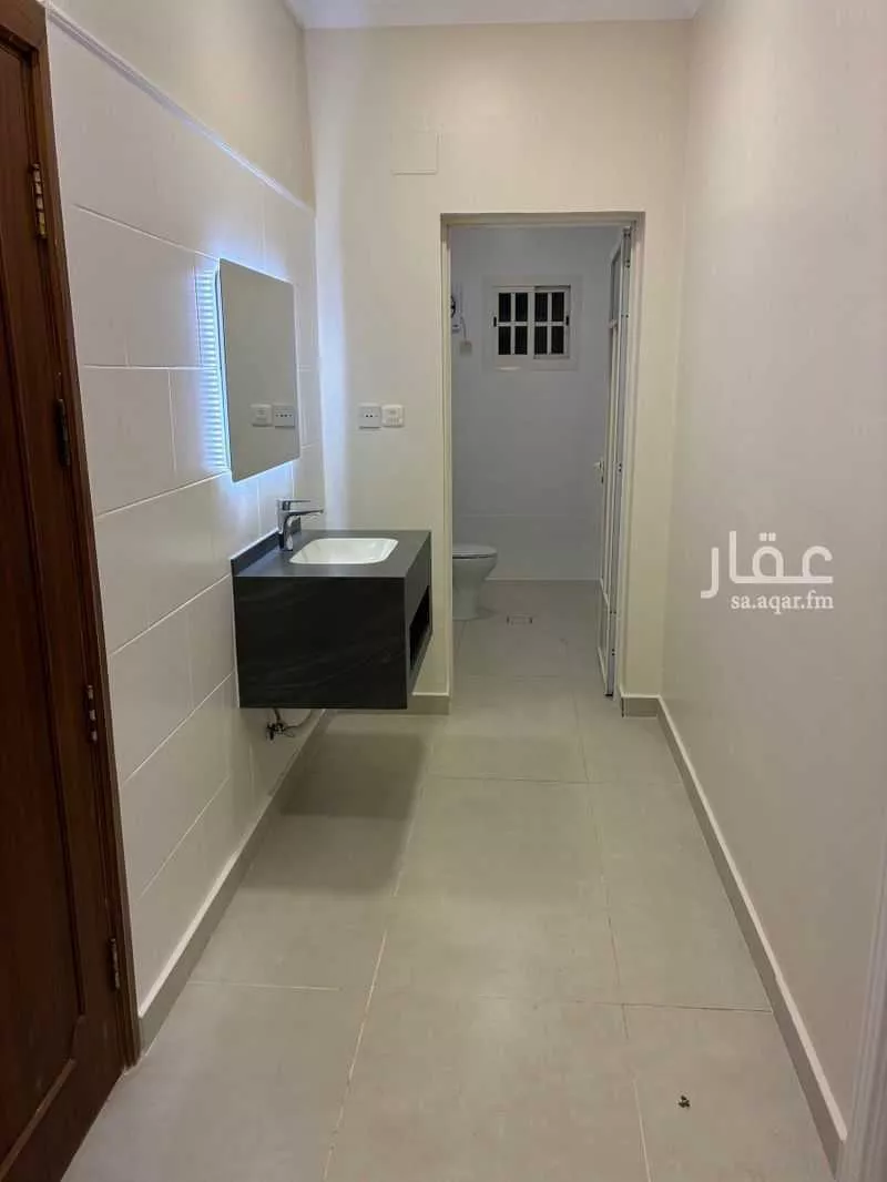 شقة 4 غرف في النزهة 4