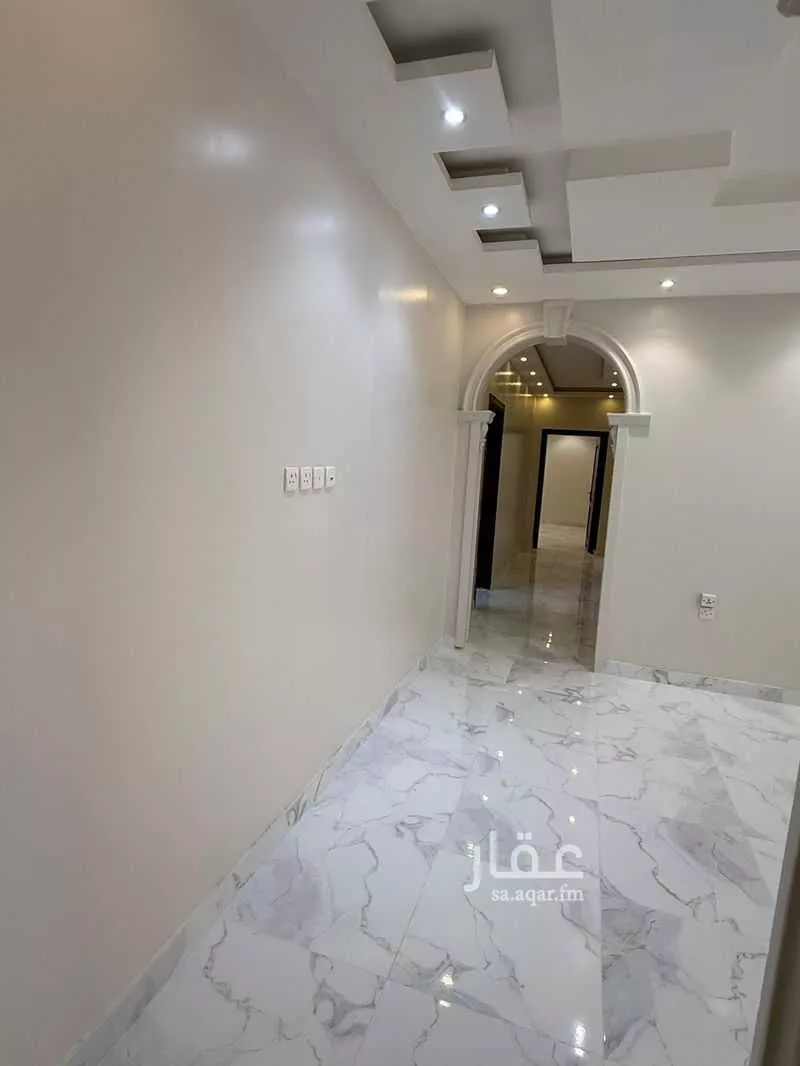 شقة 5 غرف في الملك فهد 4