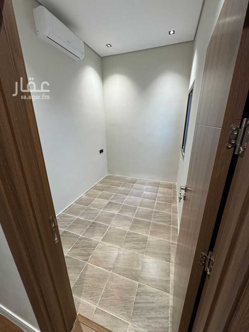 4 bedroom apartment in Al Izdihar, Riyadh 9