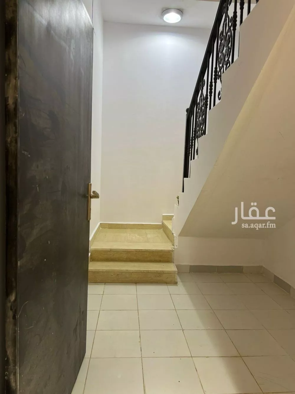 3 bedroom floor in Al Hazm 6