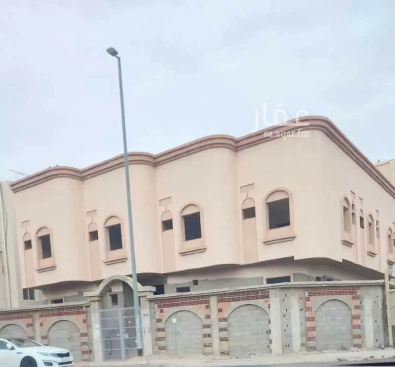 عمارة 416 م² في العهن 5