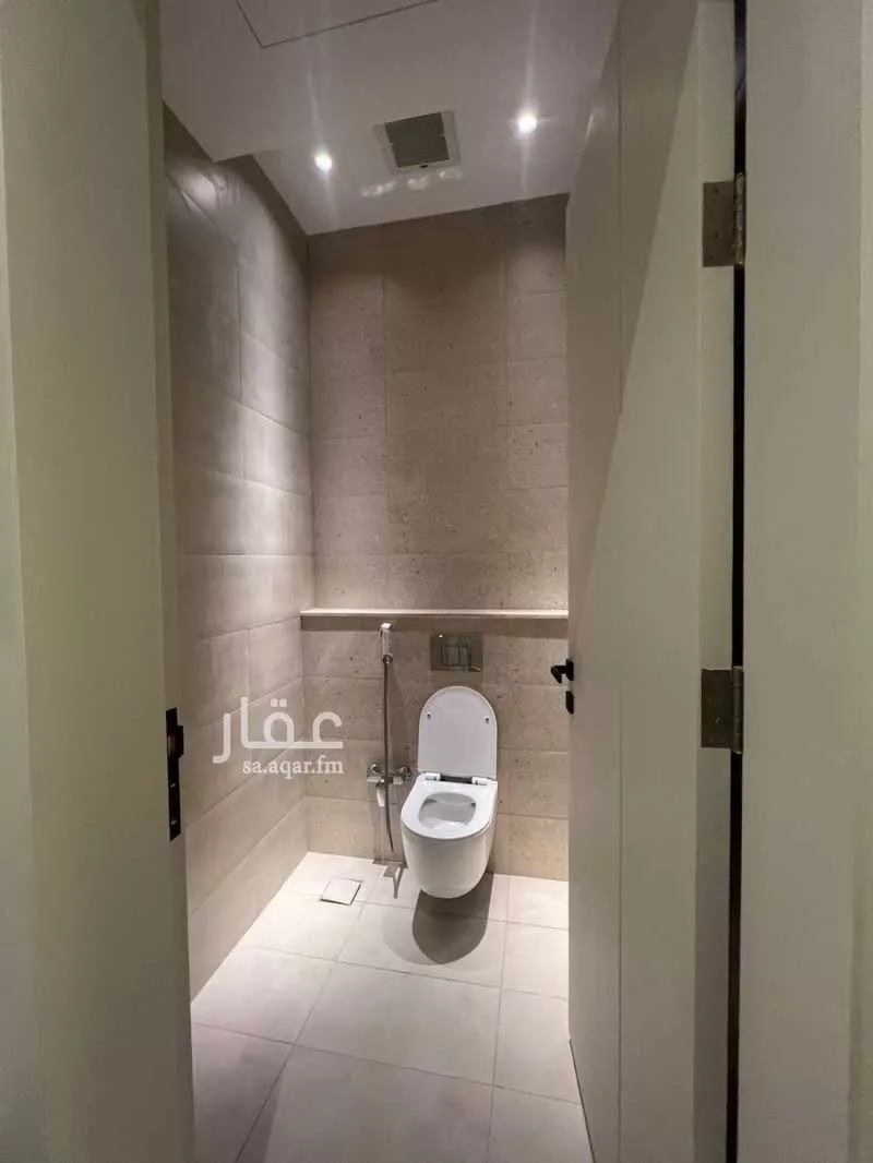 شقة 3 غرف في الرمال 4