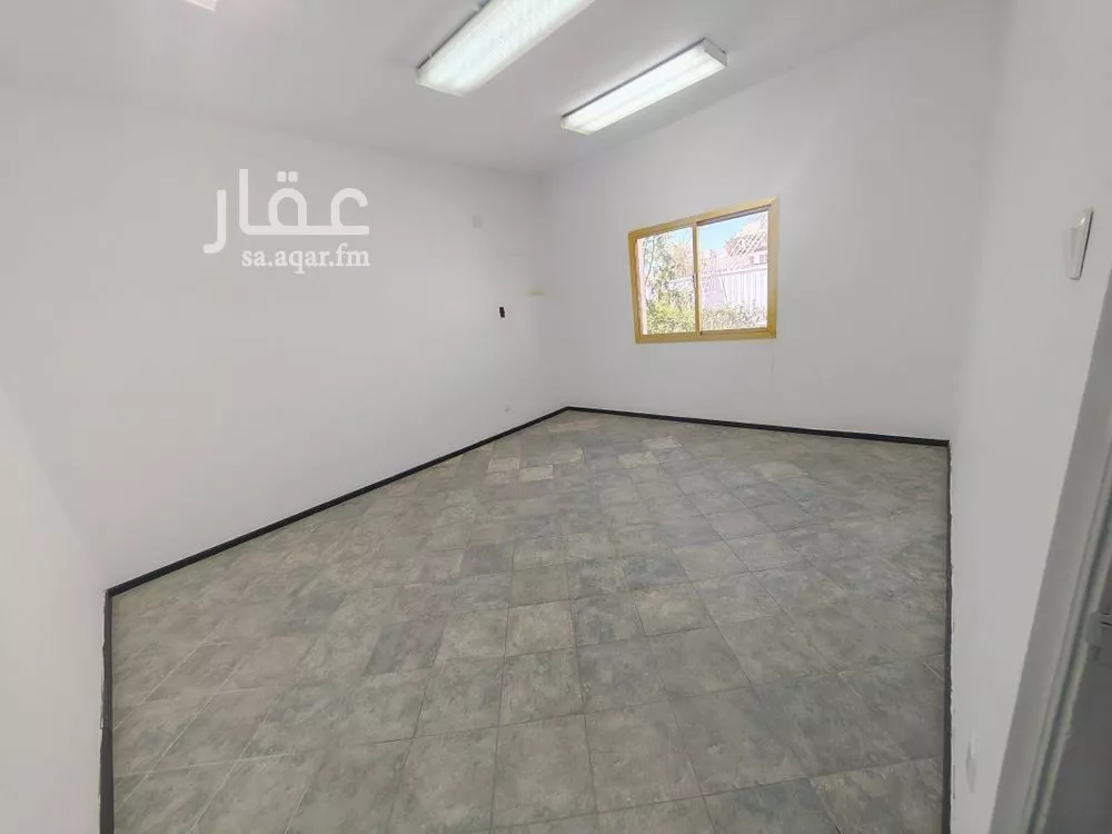 فيلا 12 غرف في الروضة 20