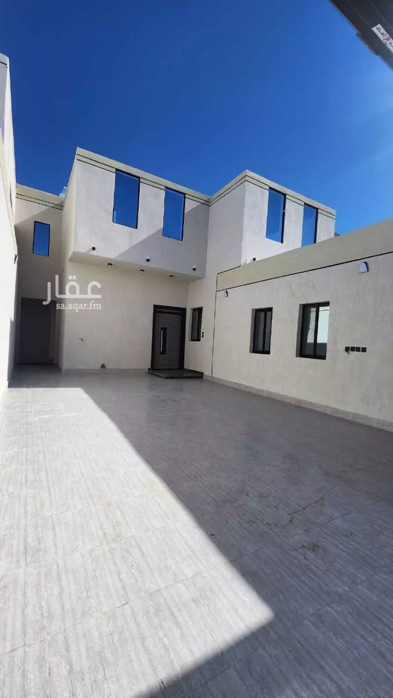 7 bedroom floor in Al Matar 6