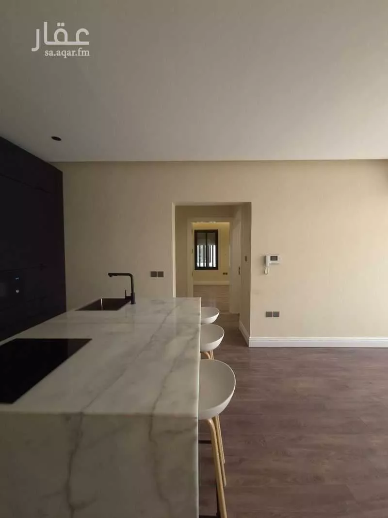 3 bedroom apartment in Al Malqa 12