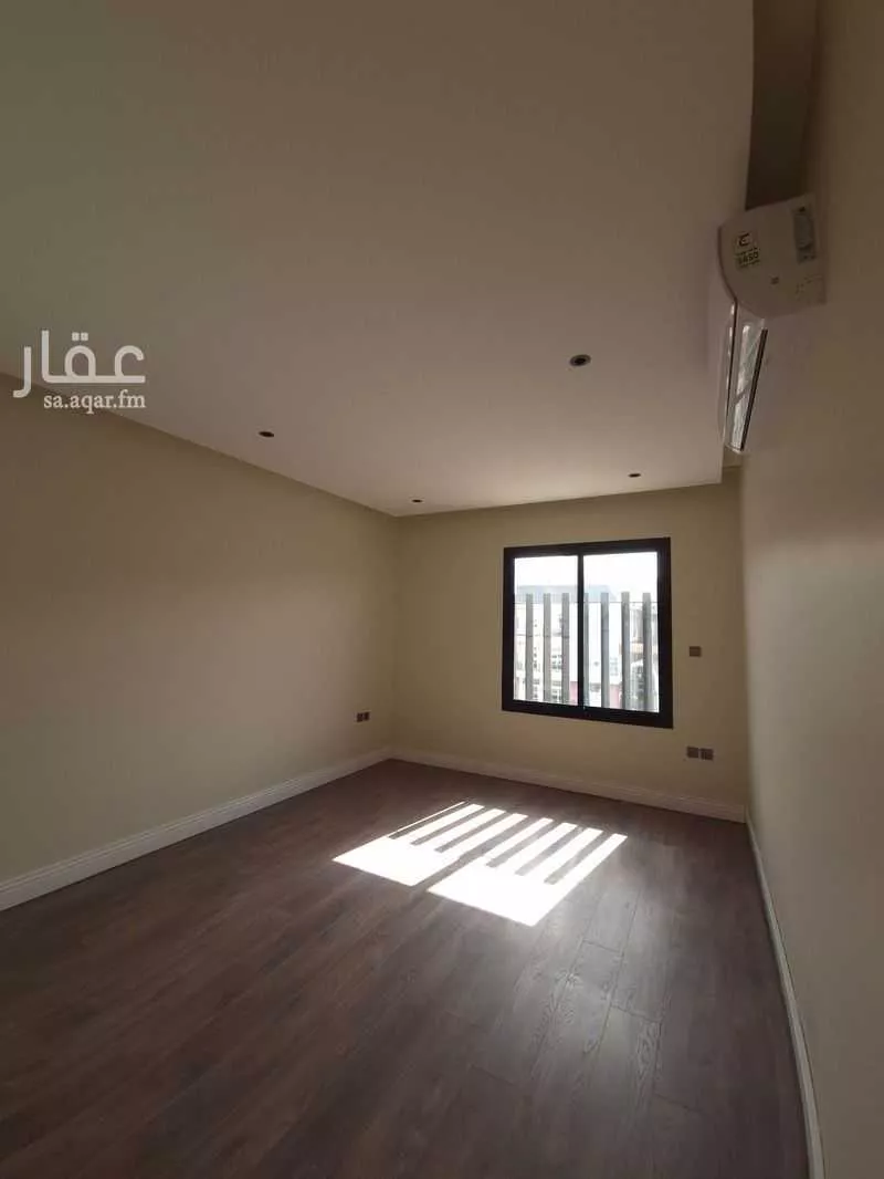 3 bedroom apartment in Al Malqa 6