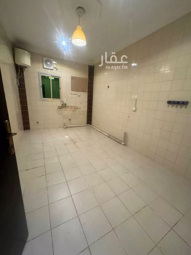 شقة 3 غرف في الرمال 4