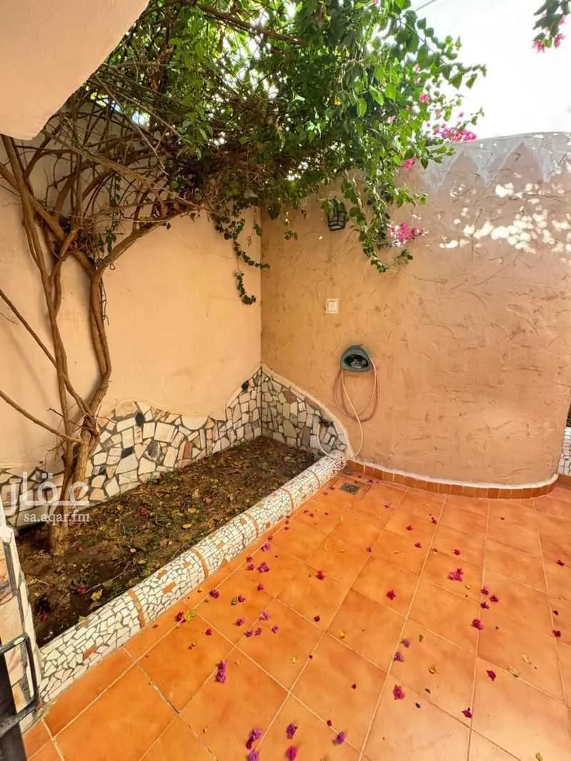 دور 1 غرف في العليا 4