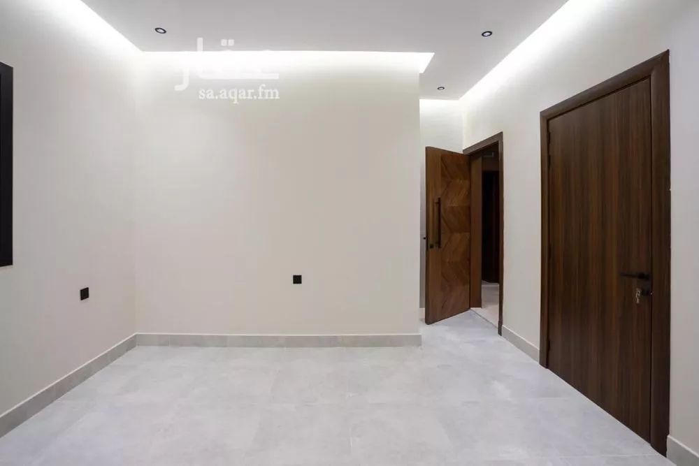 شقة 4 غرف في السلامة 3