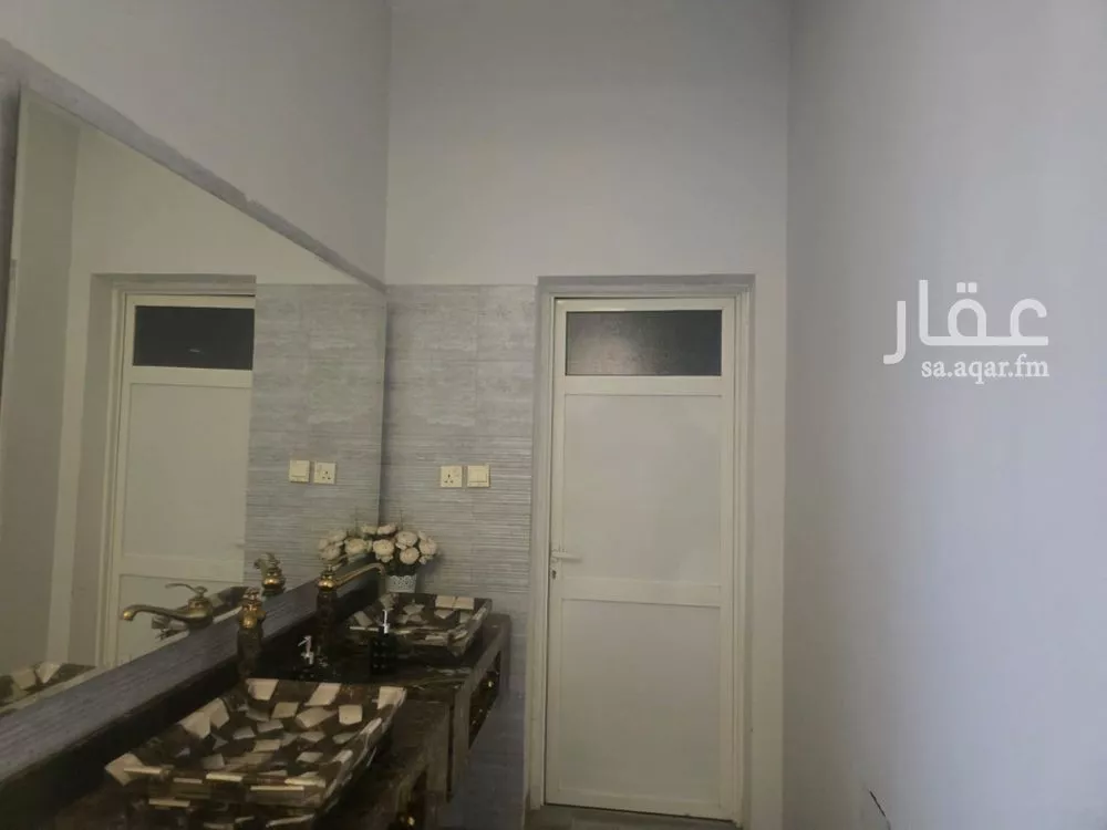 فيلا 6 غرف في الشعلة 13