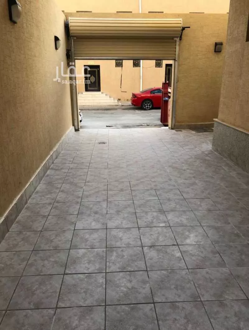 3 bedroom floor in Al Aridh 1