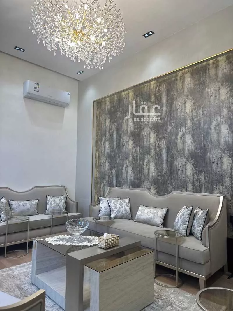 3 bedroom floor in Badr 19
