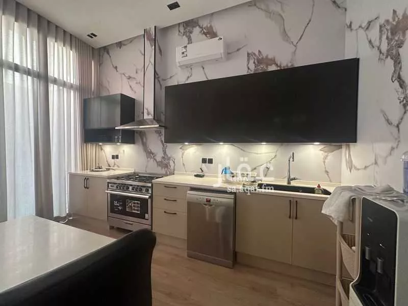3 bedroom floor in Badr 8