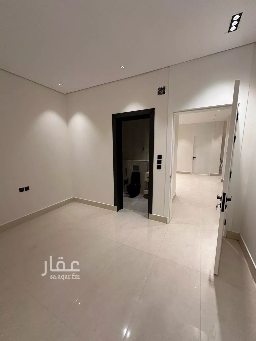 دور 3 غرف في الشرق 18