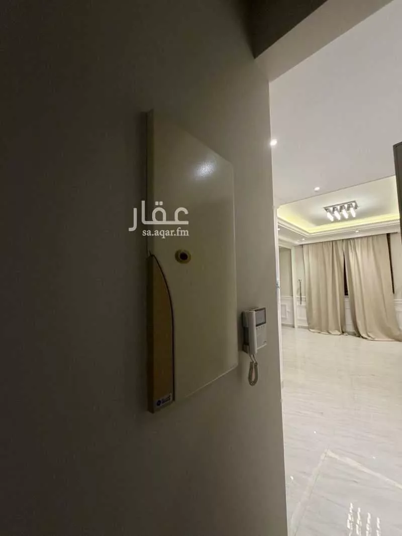 شقة 3 غرف في الملقا 8