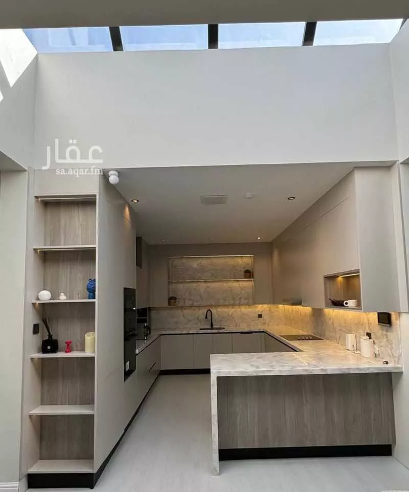 شقة 2 غرف في الملقا 5