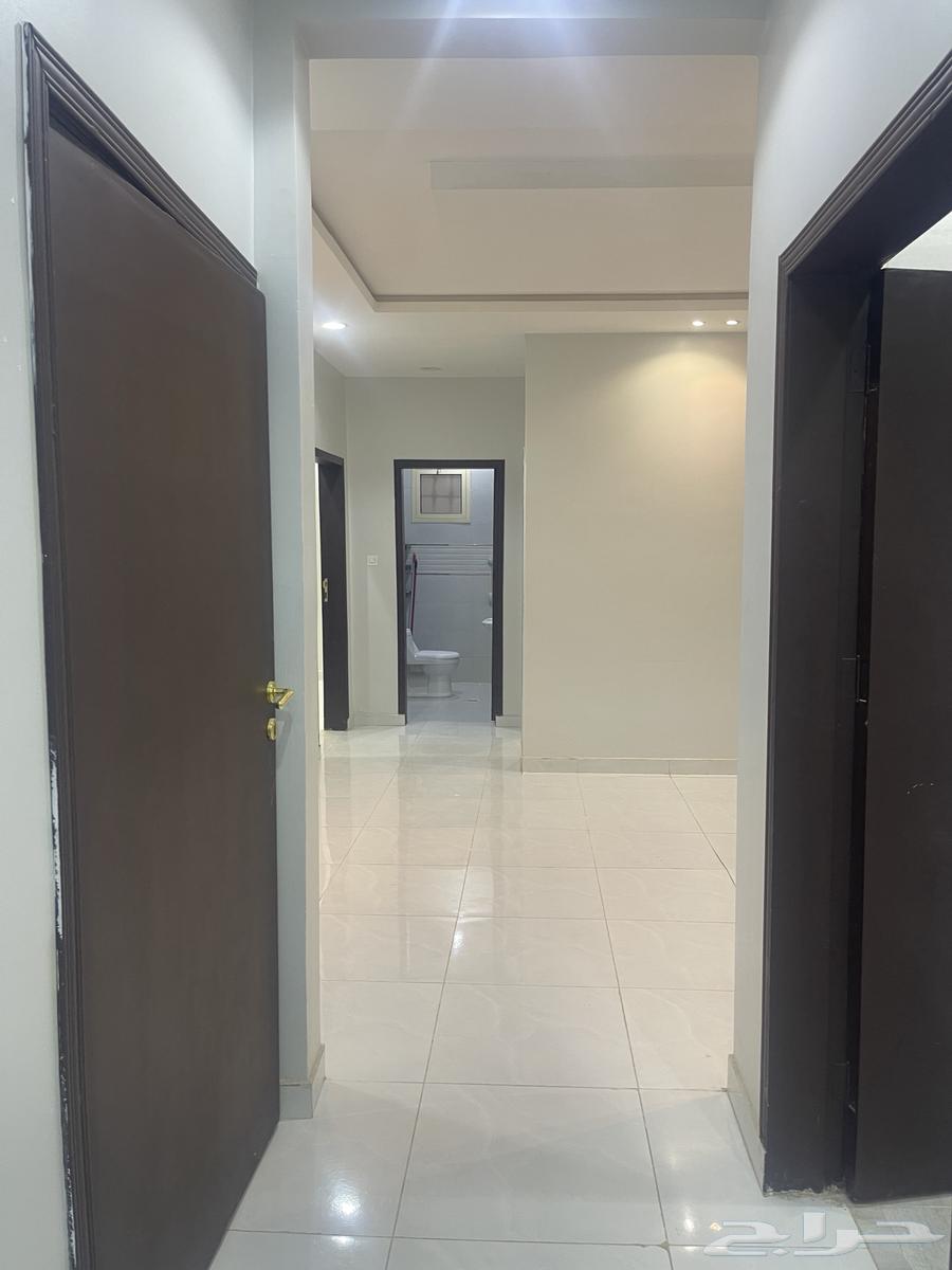 شقة 3 غرف في الرمال 3