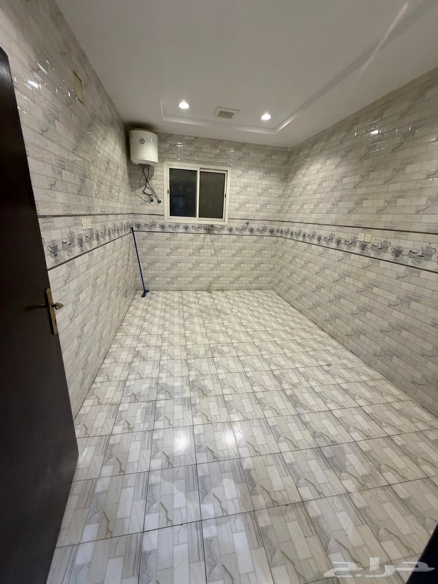 شقة 3 غرف في طويق 2