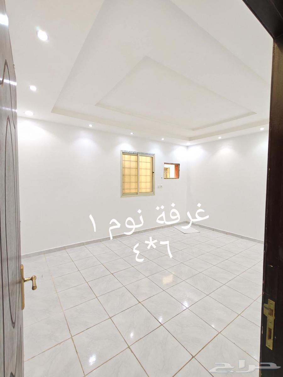 شقة 3 غرف في الرمال 5