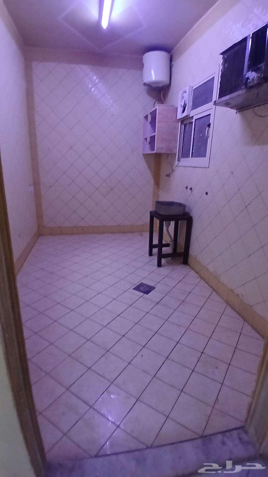 شقة 1 غرف في الخليج 3