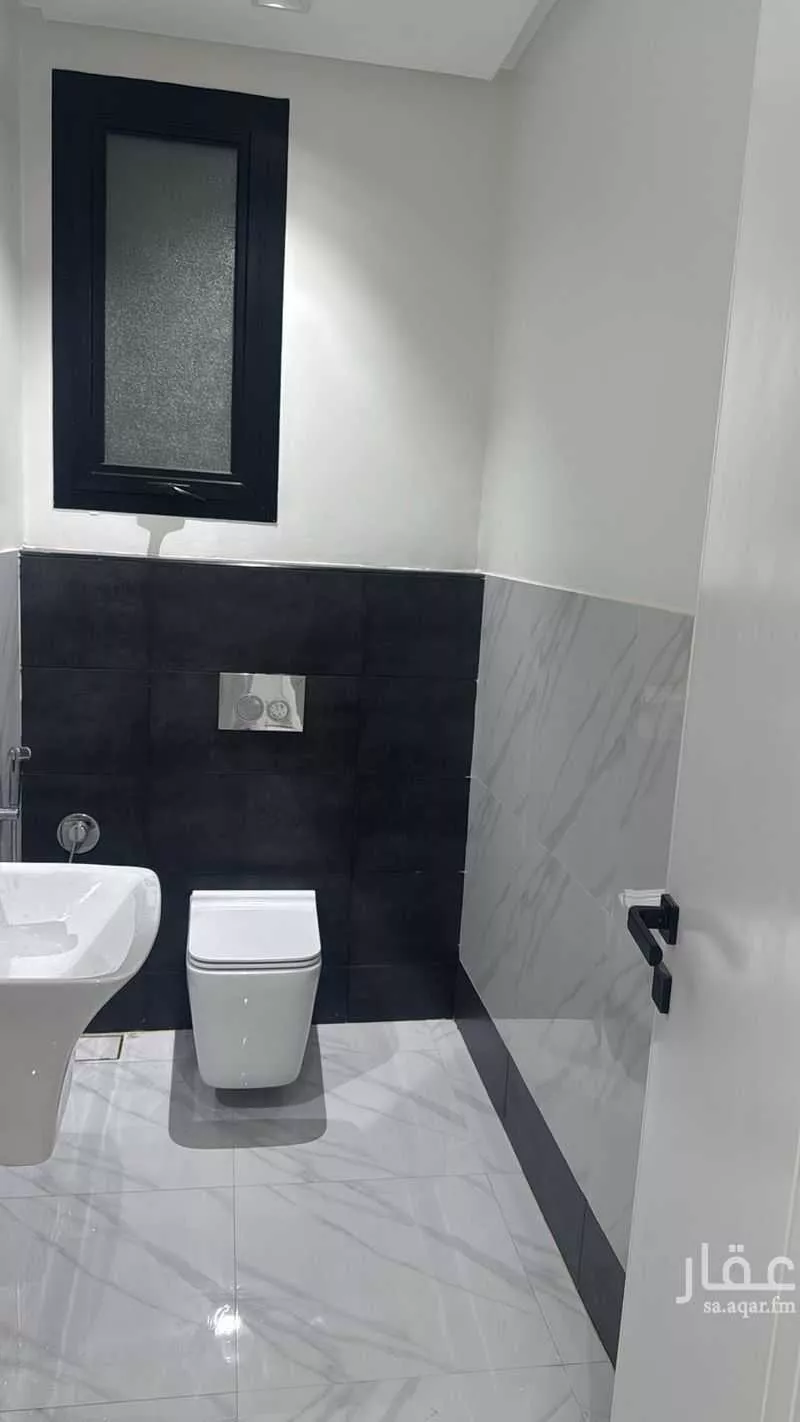 3 bedroom apartment in Al Malqa 9