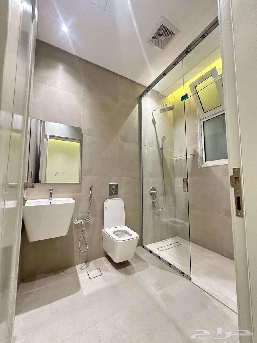 شقة 3 غرف في العارض 2