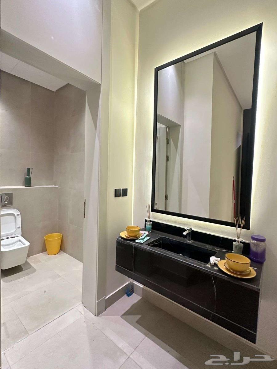 شقة 3 غرف في العارض 4