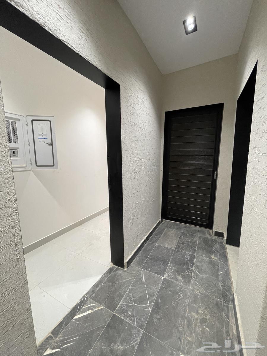 شقة 4 غرف في الندوة 1