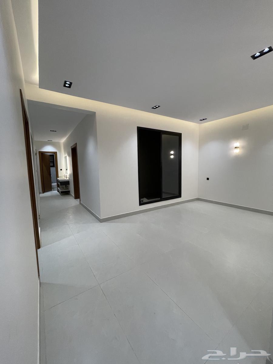 شقة 4 غرف في الندوة 5