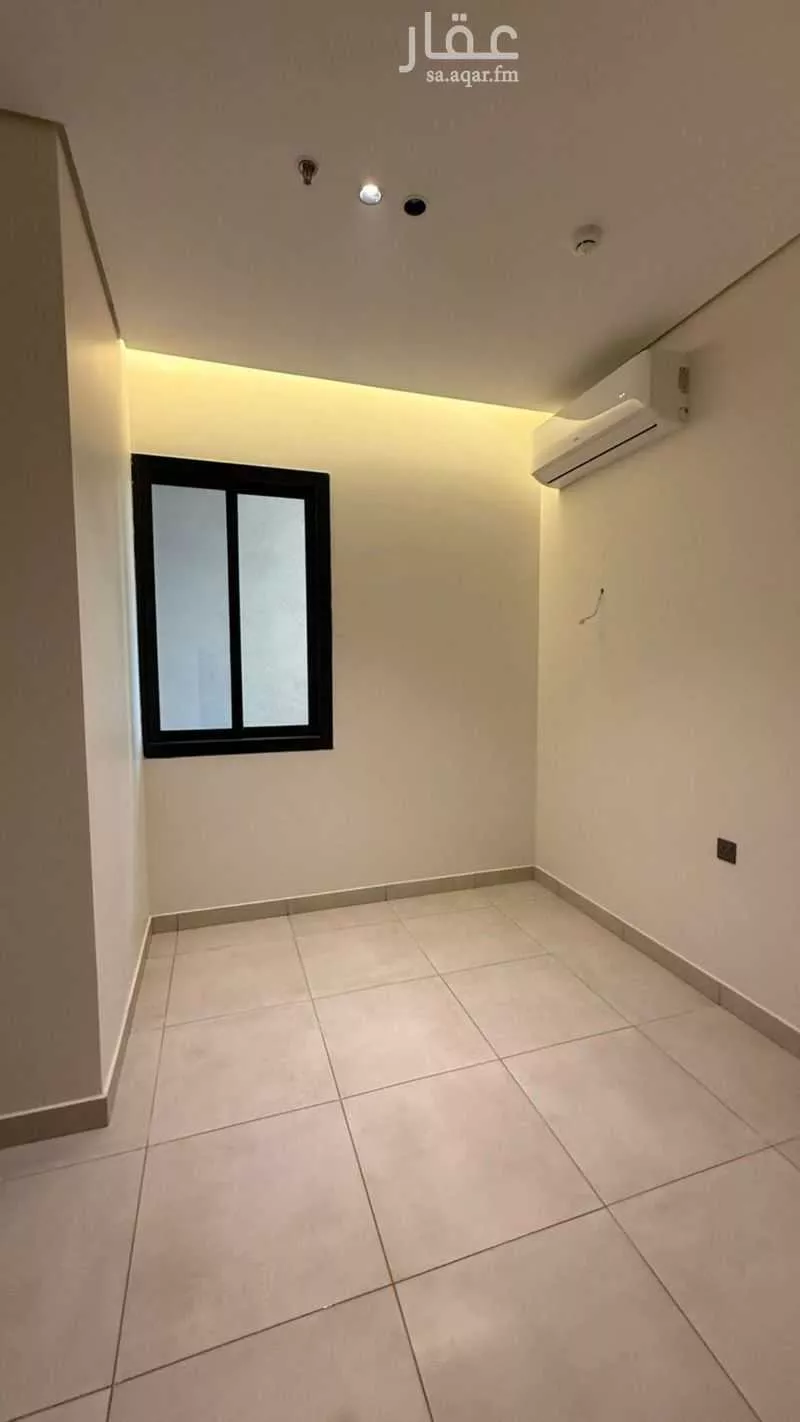 شقة 4 غرف في العارض 14