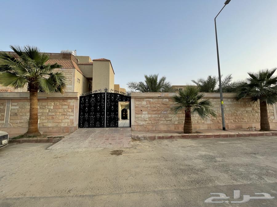 فيلا 14 غرف في الحائر 2