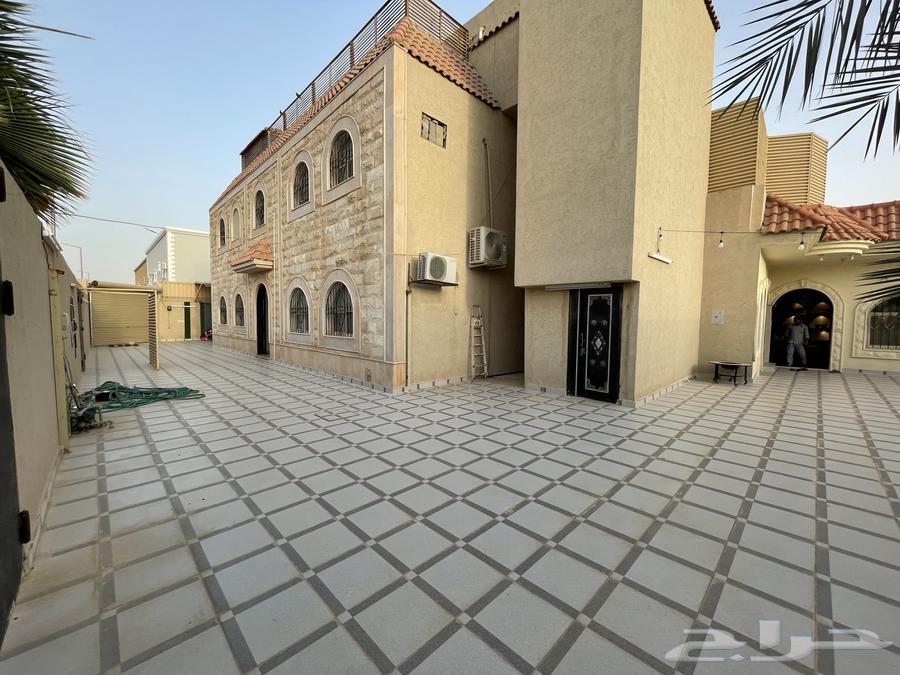 فيلا 14 غرف في الحائر 5