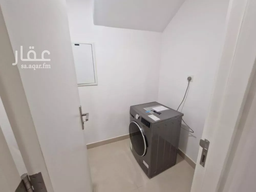 فيلا 3 غرف في المونسية 2