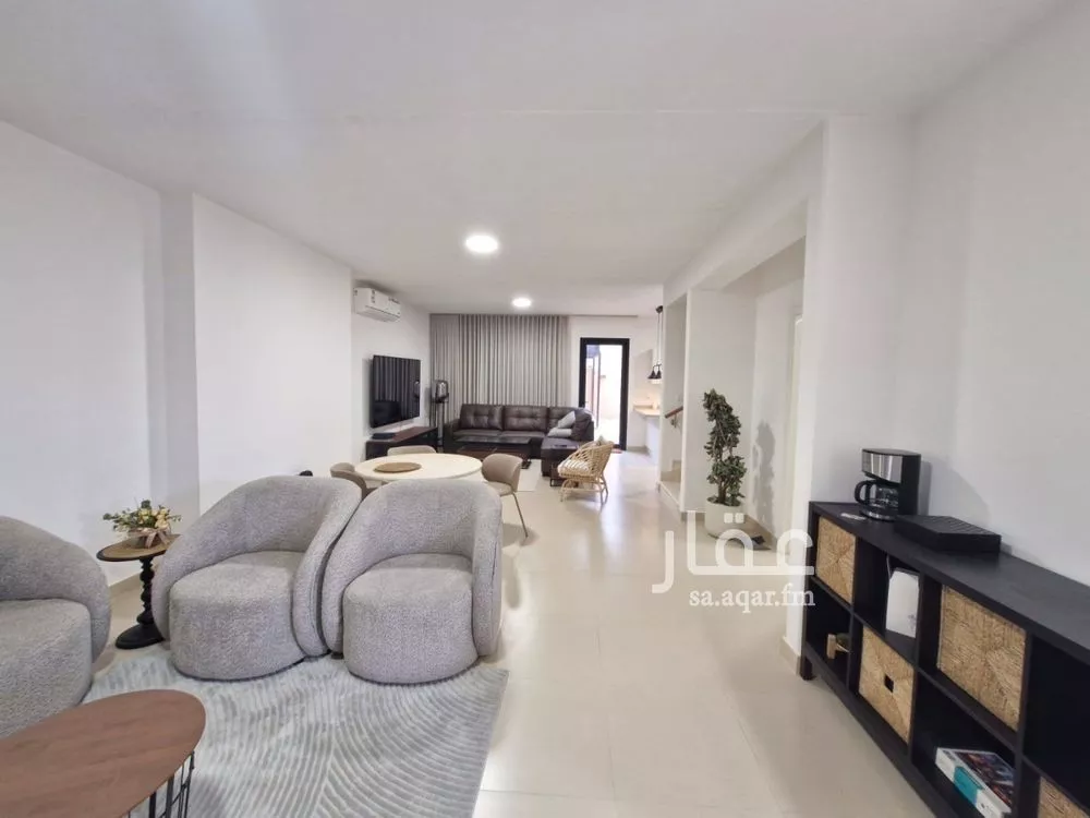 فيلا 3 غرف في المونسية 4